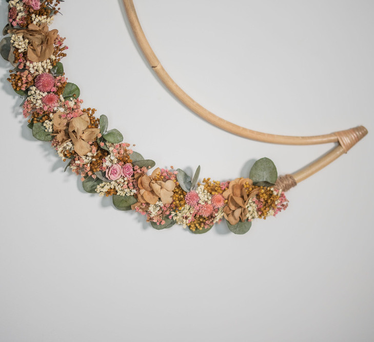 luna con flores preservadas agatha