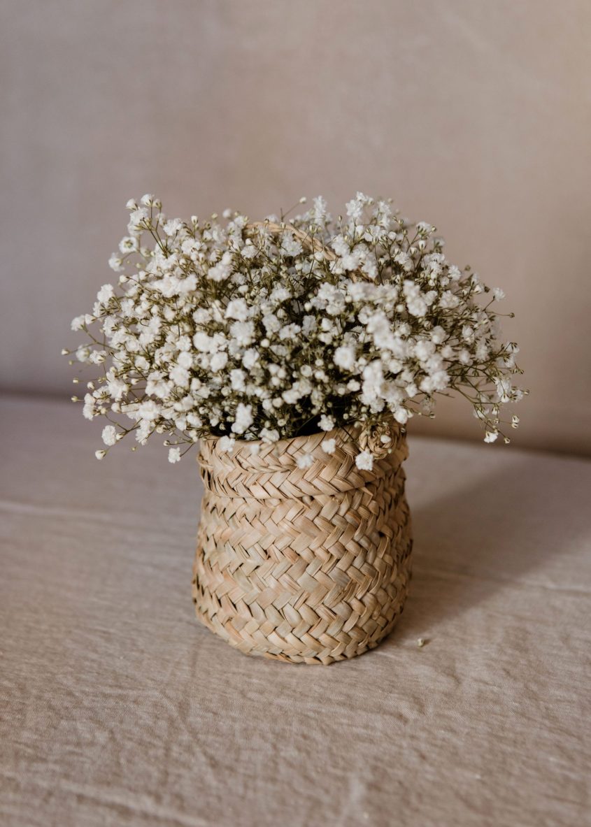 Cesta de mimbre de paniculata fresca - Camomile Bouquet (7)-min