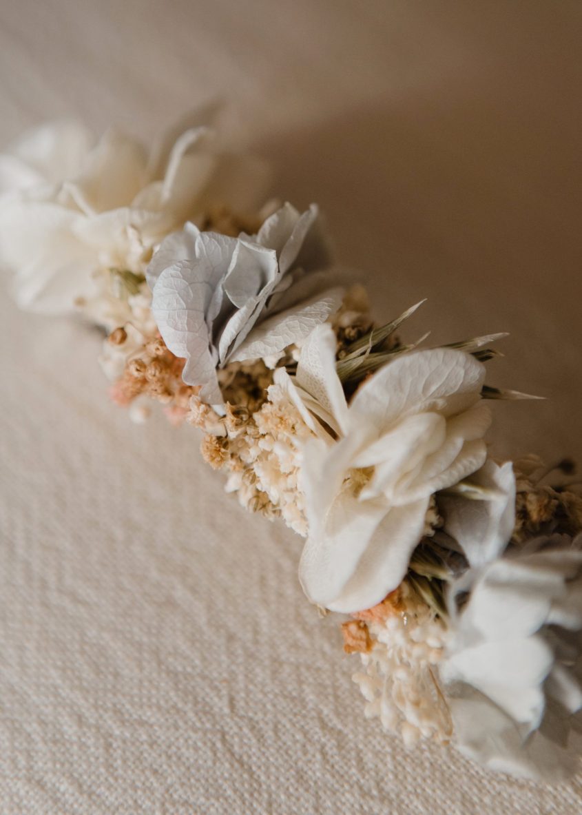 Pasador de flores preservadas niña - Camomile Bouquet (5)-min