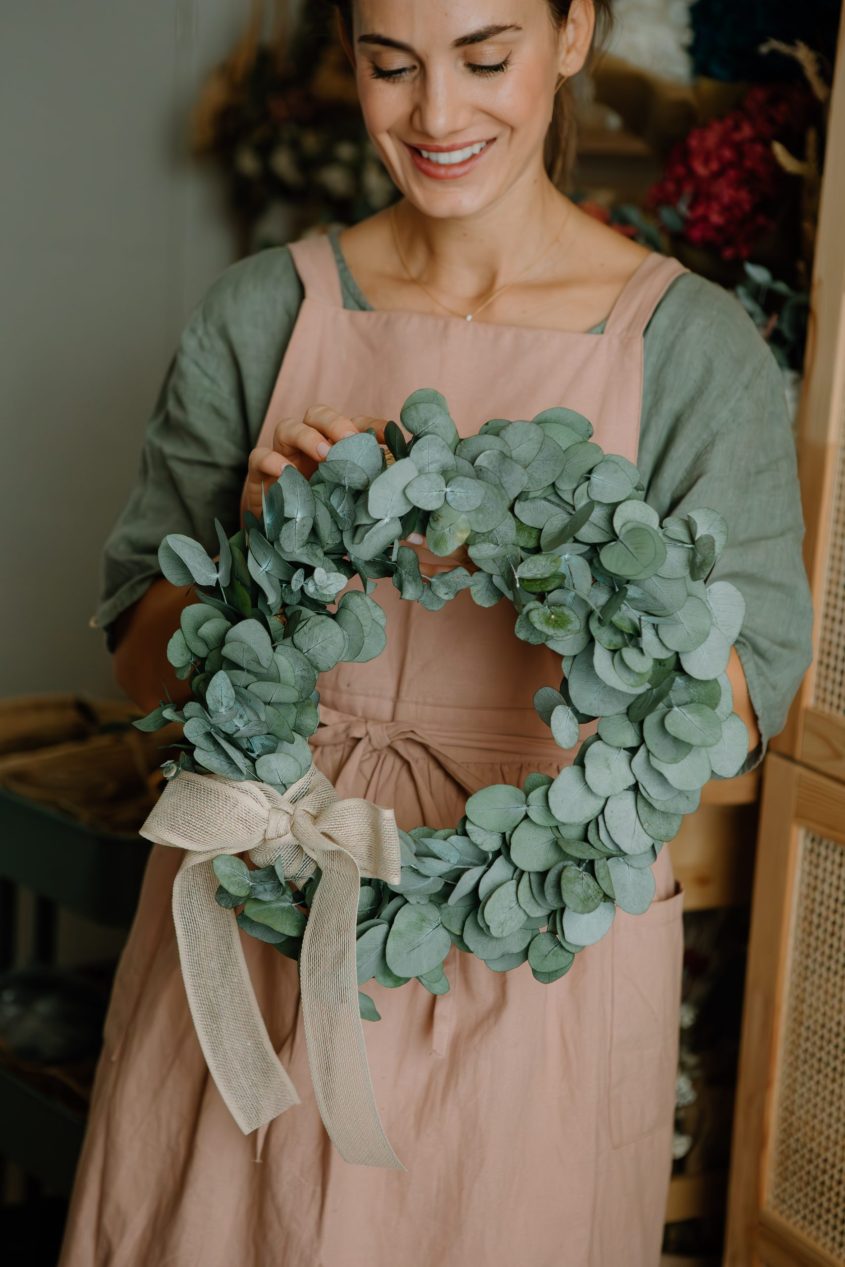 Corona eucalipto preservado 1 - Camomile Bouquet